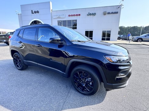New 2026 Jeep Compass Latitude image 34