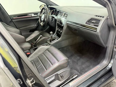 Used 2016 Volkswagen GTI SE w/ Lighting Package (SEL) image 36