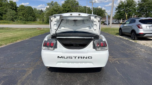 Used 1999 Ford Mustang Convertible image 27