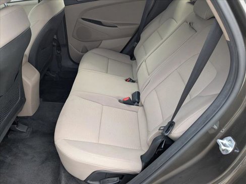 Used 2020 Hyundai Tucson Value w/ Cargo Package image 21