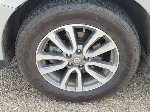 Used 2013 Nissan Pathfinder S image 7