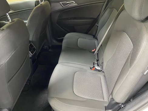 Used 2024 Kia Sportage LX image 21