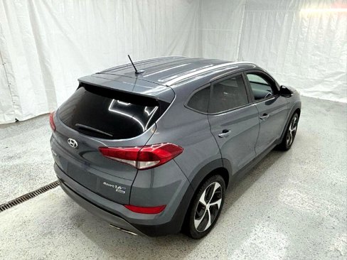 Used 2016 Hyundai Tucson Sport image 11