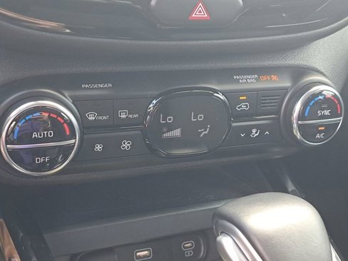 Used 2024 Kia Soul EX image 23