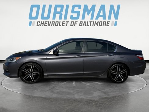 Used 2017 Honda Accord Sport image 3