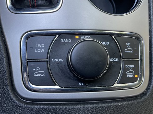 Certified 2021 Jeep Grand Cherokee Trailhawk w/ Trailhawk Luxury Group image 51