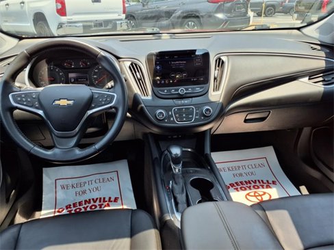 Used 2022 Chevrolet Malibu LT w/ Leather Package image 10