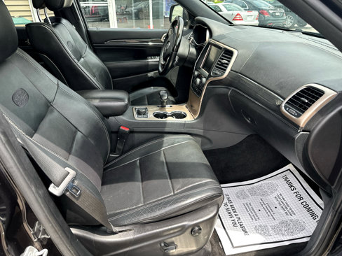Used 2015 Jeep Grand Cherokee Overland w/ Advanced Technology Group image 17