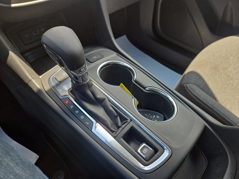 Used 2022 Chevrolet Equinox LT image 23