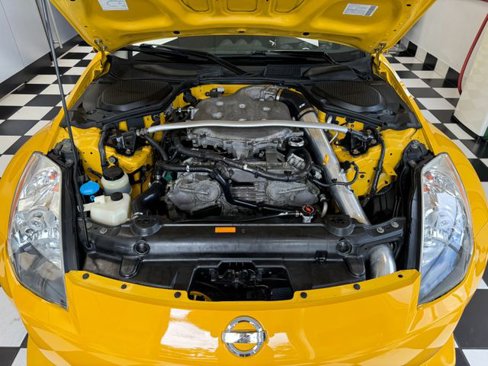 Used 2005 Nissan 350Z Enthusiast w/ (K96) Aerodynamics Pkg image 32