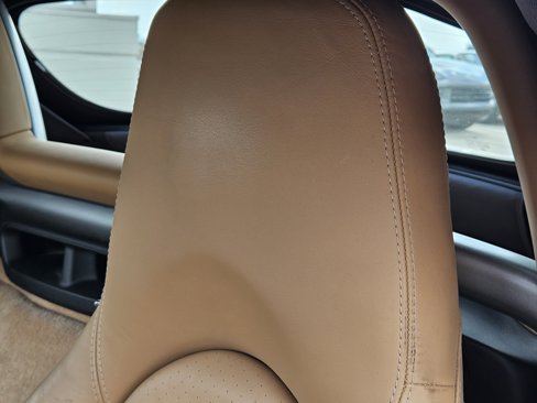 Used 2011 Porsche Boxster S image 24