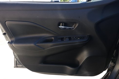Used 2023 Nissan Versa SV image 22