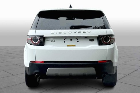 Used 2018 Land Rover Discovery Sport HSE Luxury image 4