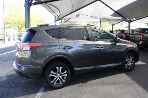 Used 2017 Toyota RAV4 LE image 18
