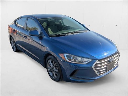 Used 2018 Hyundai Elantra SEL image 3