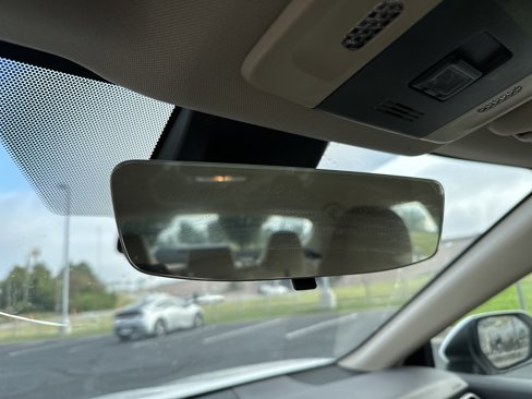 Certified 2022 Toyota Camry LE image 24