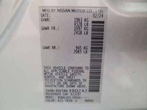 Used 2024 Nissan Altima 2.5 SV image 33