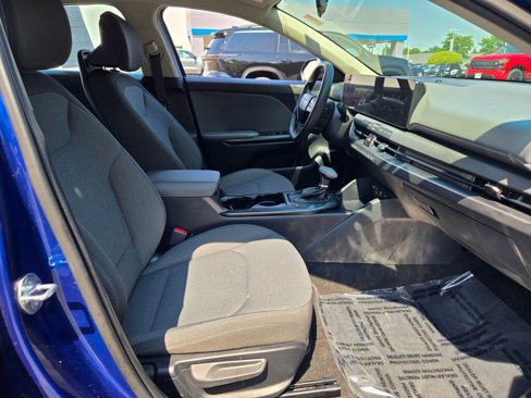 Used 2025 Kia K4 LXS image 6