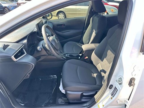 Used 2022 Toyota Corolla LE image 14