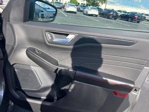 Used 2023 Ford Escape ST-Line w/ Tech Pack #1 image 35