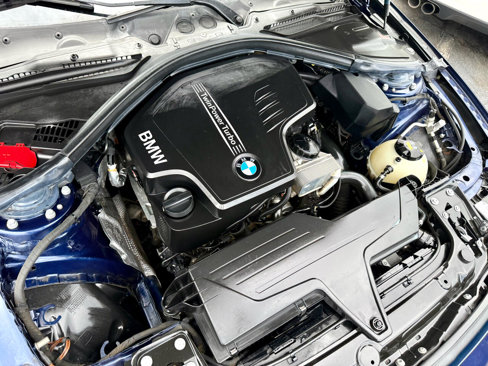 Used 2018 BMW 320i Sedan image 6