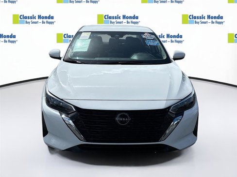 Used 2024 Nissan Sentra SV image 2