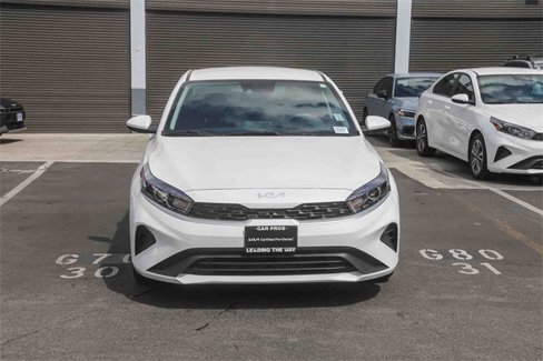 Certified 2023 Kia Forte LXS image 3