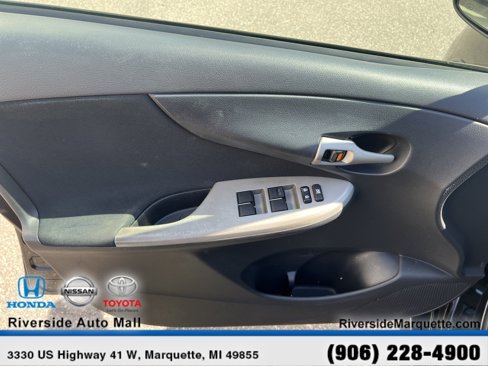 Used 2011 Toyota Corolla S image 22