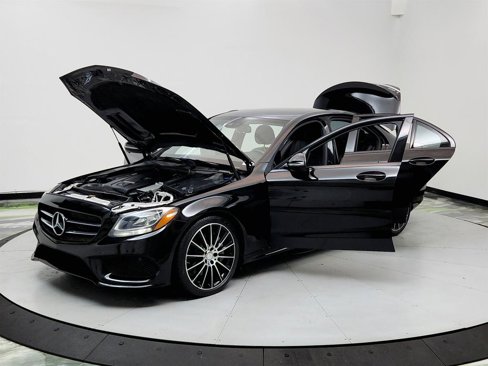Used 2016 Mercedes-Benz C 300 Sedan image 9