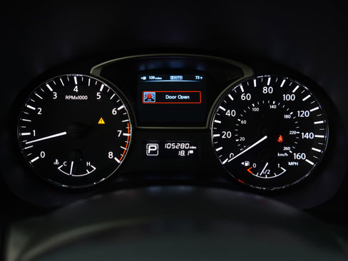 Used 2013 Nissan Pathfinder Platinum w/ Platinum Premium Pkg image 25
