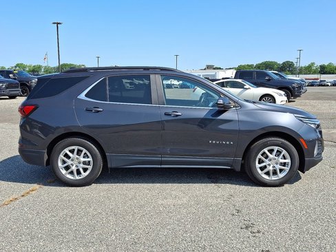 Used 2022 Chevrolet Equinox LT image 13