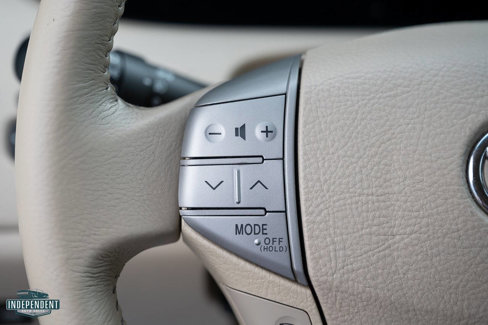 Used 2009 Toyota Avalon Limited image 24
