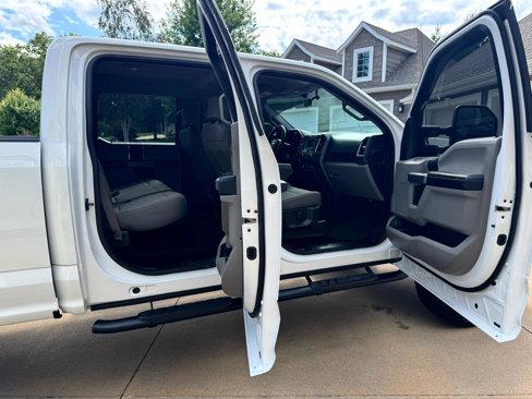Used 2015 Ford F150 XLT w/ Max Trailer Tow Package image 18