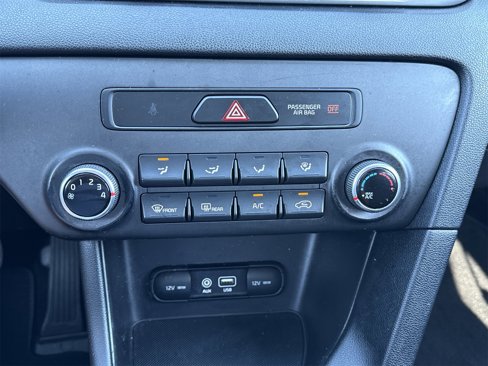 Used 2017 Kia Sportage LX image 22