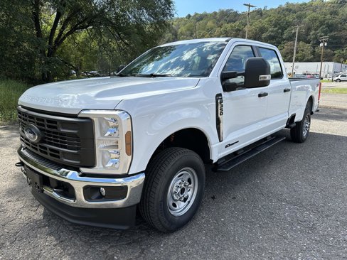 New 2026 Ford F350 XL image 2