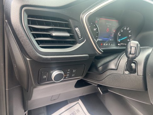 Used 2022 Ford Escape SE image 19