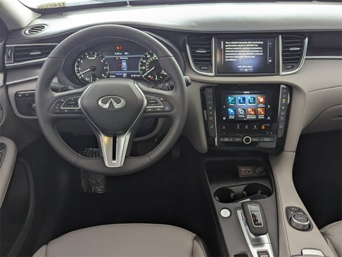New 2024 INFINITI QX50 Luxe image 8