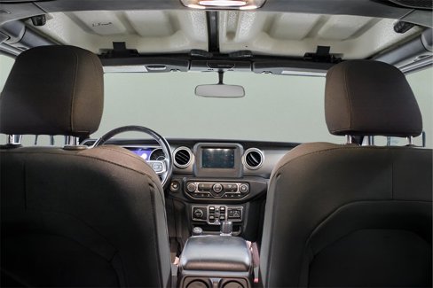 Used 2019 Jeep Wrangler Unlimited Sahara w/ Safety Group image 10
