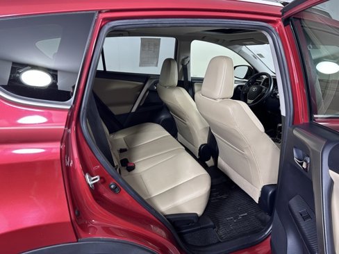Used 2015 Toyota RAV4 Limited image 12