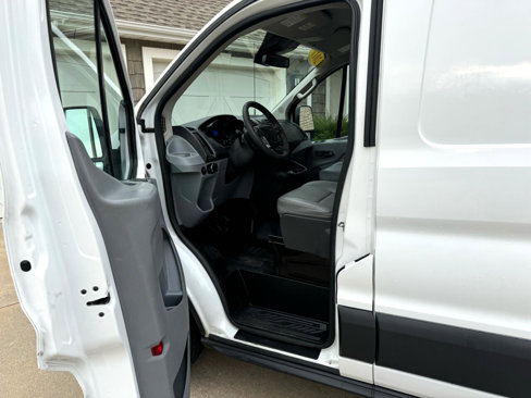 Used 2017 Ford Transit 250 130 Low Roof image 10