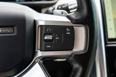 Used 2021 Land Rover Discovery S R-Dynamic image 32
