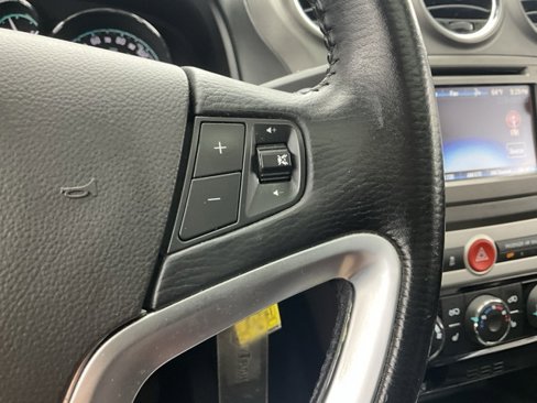 Used 2015 Chevrolet Captiva Sport LT w/ Convenience Package image 17