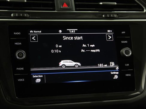 Used 2023 Volkswagen Tiguan SE w/ Panoramic Sunroof Package image 14
