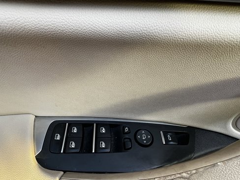 Used 2019 BMW X3 xDrive30i w/ Driving Assistance Package image 14