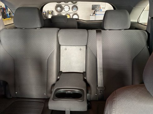 Used 2019 Kia Sorento LX image 14