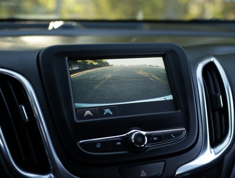 Used 2018 Chevrolet Equinox LT image 14