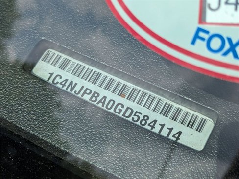 Certified 2016 Jeep Patriot Sport image 26