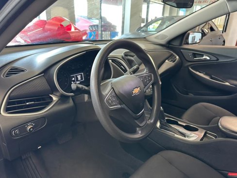 Used 2019 Chevrolet Malibu LS w/ LPO, Convenience Package 1 image 19