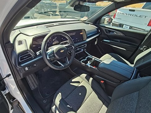 New 2026 Chevrolet Traverse LT image 16