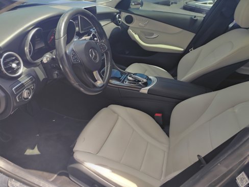 Used 2015 Mercedes-Benz C 300 Sedan image 9